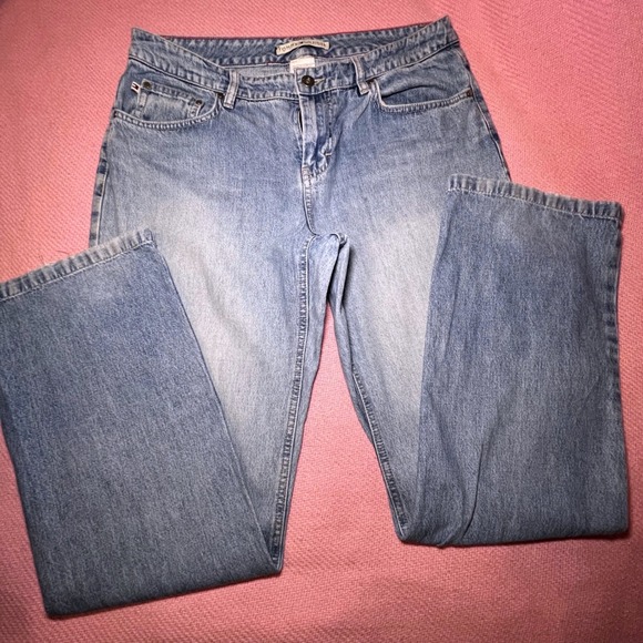 Tommy Hilfiger Denim - Vintage Tommy Hilfiger Light Wash Straight Leg Denim Jeans Womens Size 10 Blue